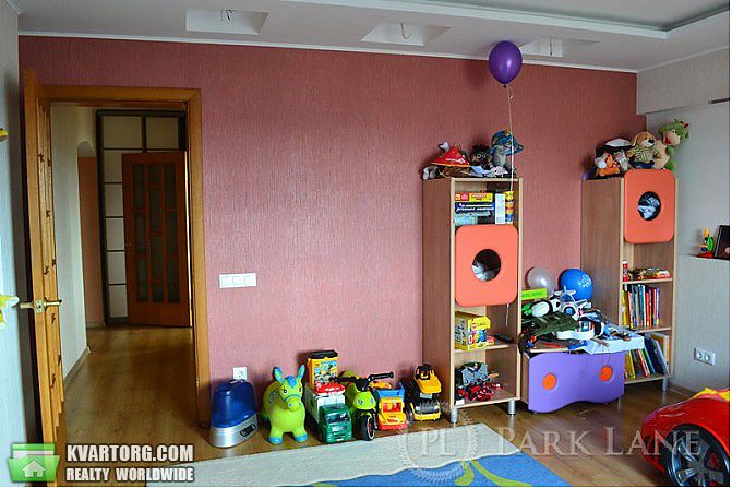 Sell 3-room apartment. Киев,  Богатырская — photo 4