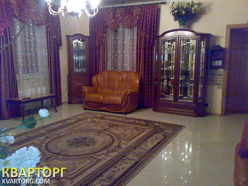 Rent out house. Киев, Вишневая — photo 3