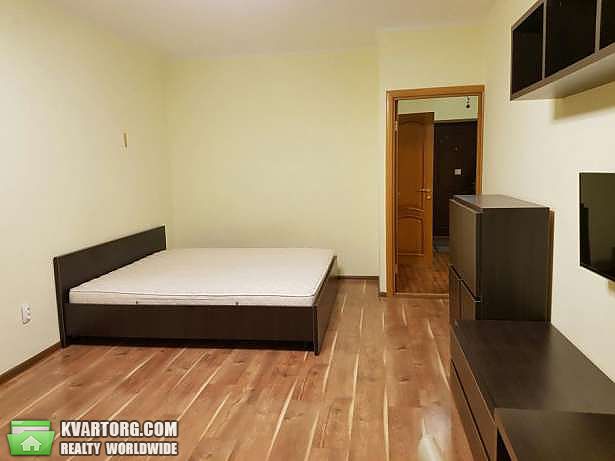 Rent out 1-room apartment. Киев,  Воскресенская — photo 4