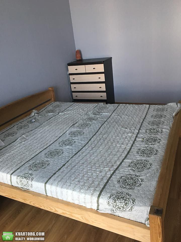 Rent out 1-room apartment. Киев, свободи — photo 4