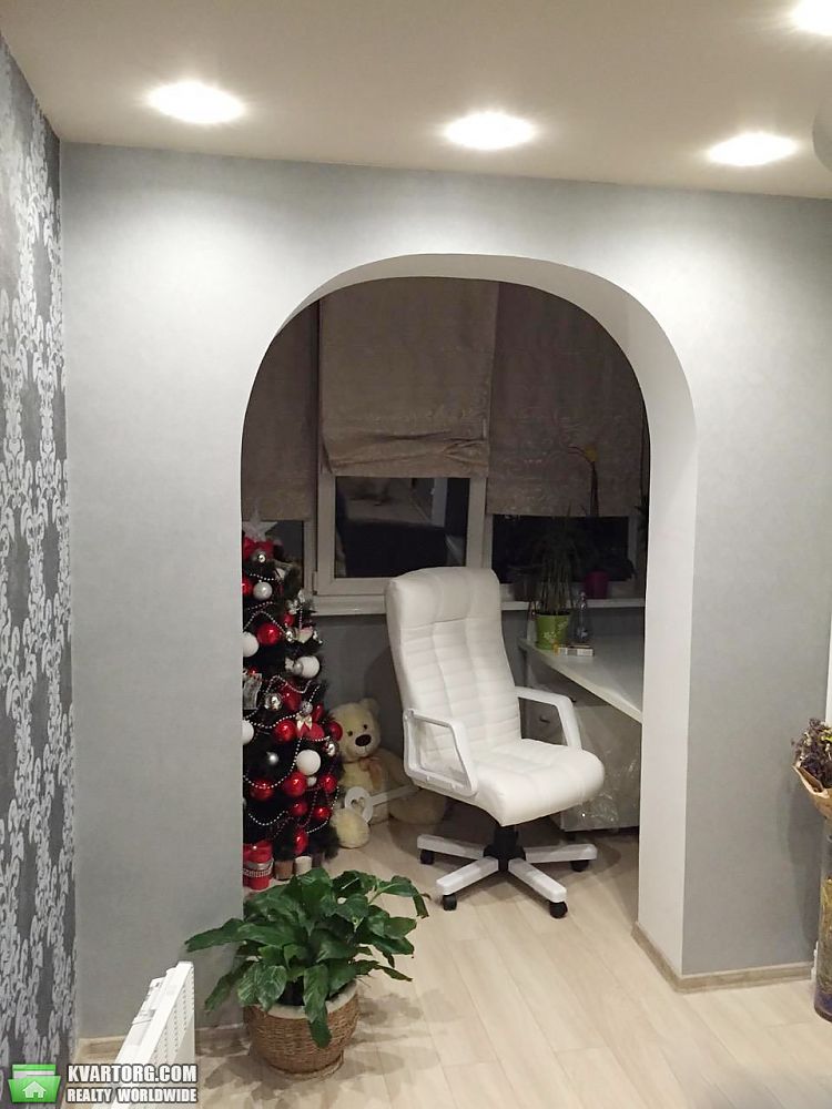 Sell 2-room apartment. Киев,  Радужная — photo 8