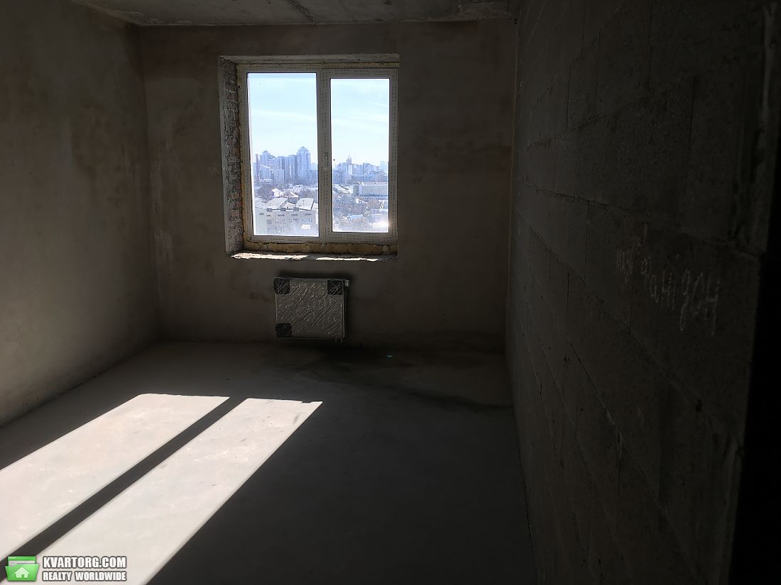 Sell 3-room apartment. Киев,  Герцена — photo 3