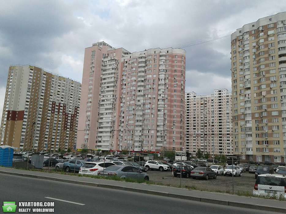 Sell 3-room apartment. Киев,  Пчелки — photo 1