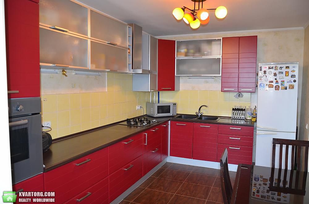 Sell 3-room apartment. Киев,  Хмельницкая — photo 2