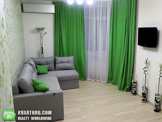 Rent out 1-room apartment. Киев,  Феодосийская — photo 4