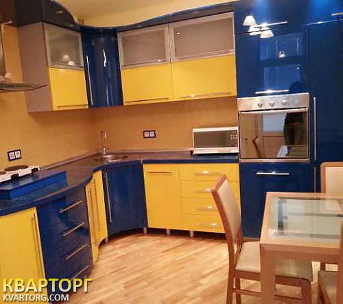 Rent out 2-room apartment. Киев, Окипной — photo 1