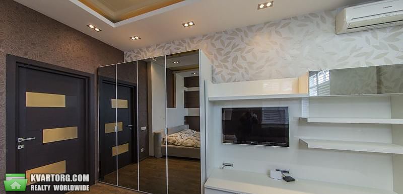 Sell 2-room apartment. Киев,  Старонаводницкая — photo 3