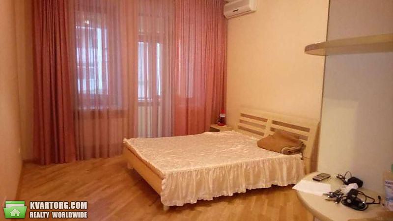Rent out 3-room apartment. Киев,  Дмитриевская — photo 5