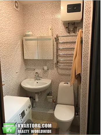 Rent out 2-room apartment. Киев,  Волгоградская — photo 10