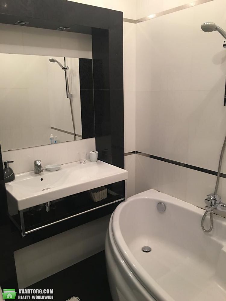 Rent out 2-room apartment. Киев,  Большая Китаевская — photo 6
