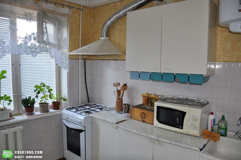 Sell 3-room apartment. Киев,  Энтузиастов — photo 1