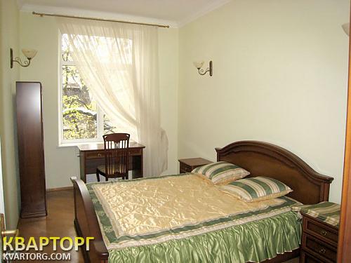 Rent out 3-room apartment. Киев,  Крещатик — photo 8