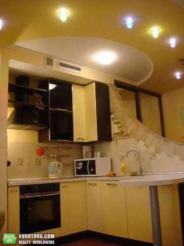 Rent out 2-room apartment. Киев,  Жилянская — photo 5