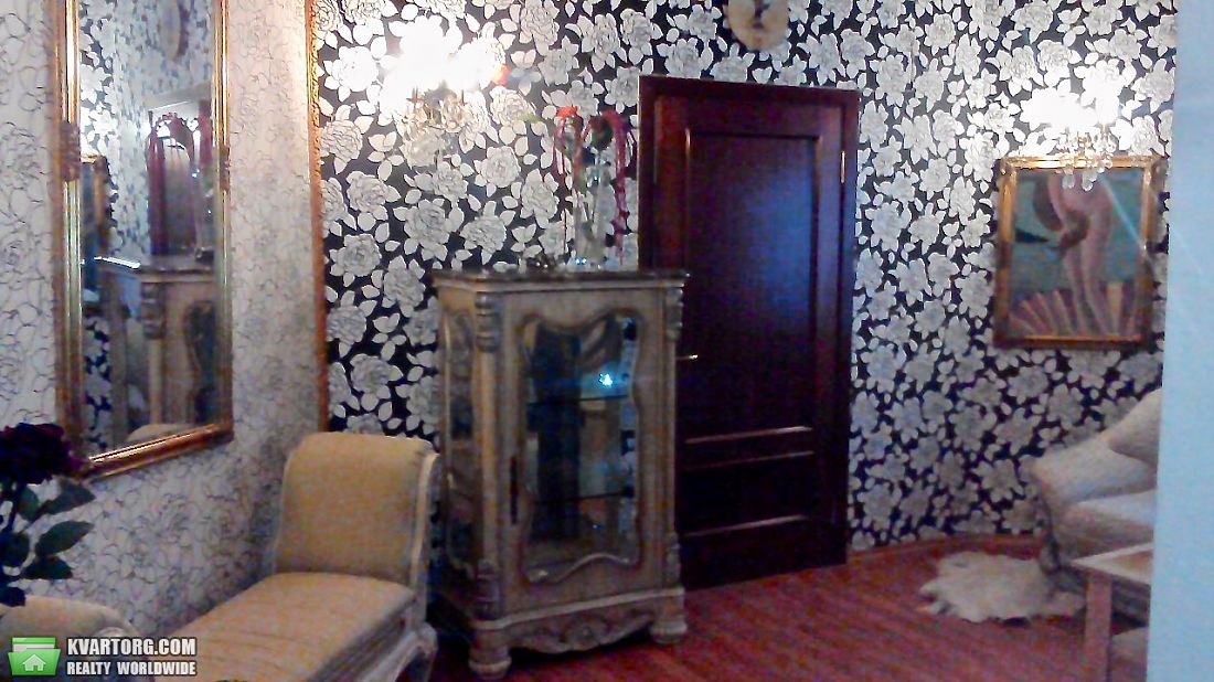 Sell 2-room apartment. Киев, Покровская — photo 2
