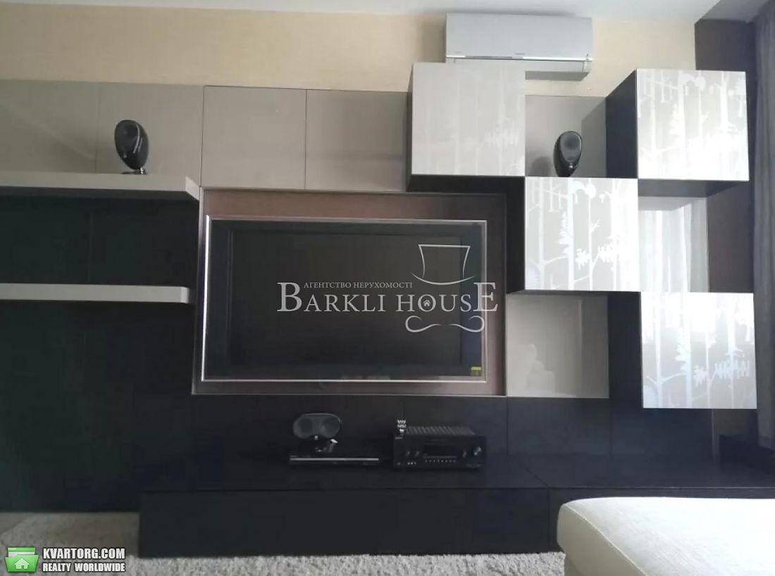 Rent out 3-room apartment. Киев,  Народного ополчения — photo 7