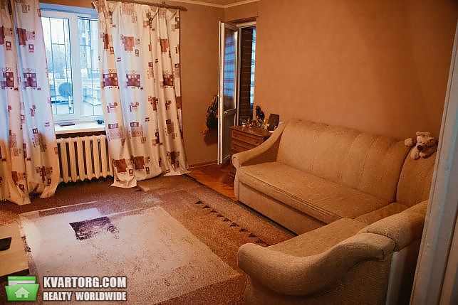 Rent out 2-room apartment. Киев,  Липковского — photo 1