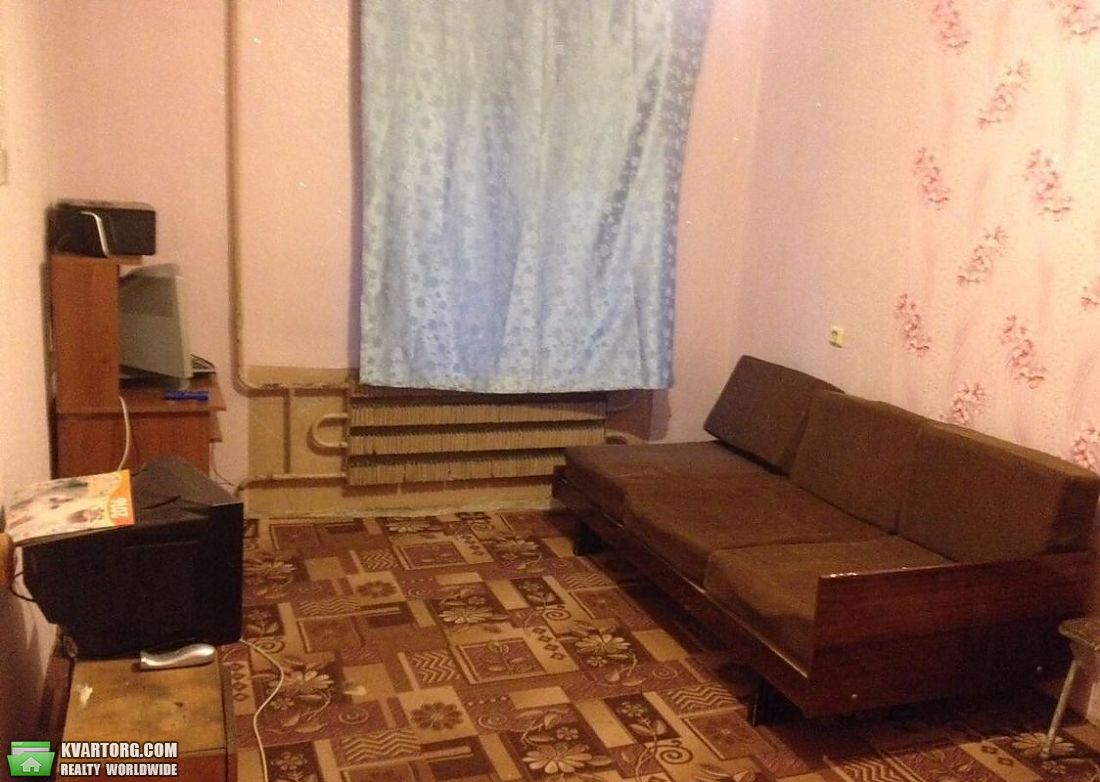 Rent out 2-room apartment. Киев, Харьковское шоссе — photo 1