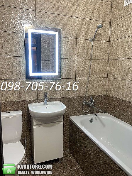 Rent out 1-room apartment. Киев, Печерский спуск — photo 7