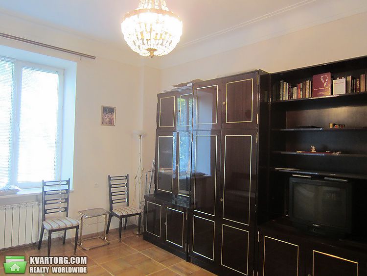 Rent out 2-room apartment. Киев,  Мазепы — photo 3