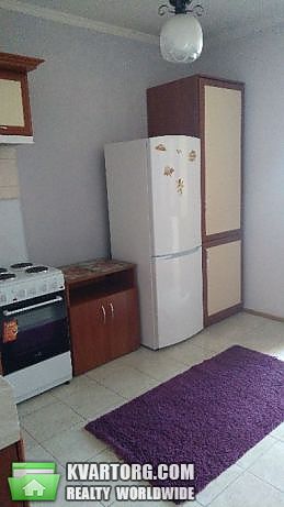 Rent out 2-room apartment. Киев,  Никольско-Слободская — photo 1