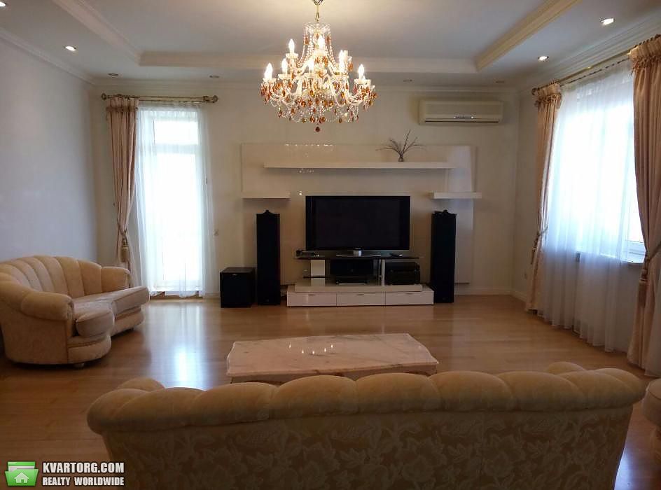 Rent out 3-room apartment. Киев,  Ковпака — photo 1