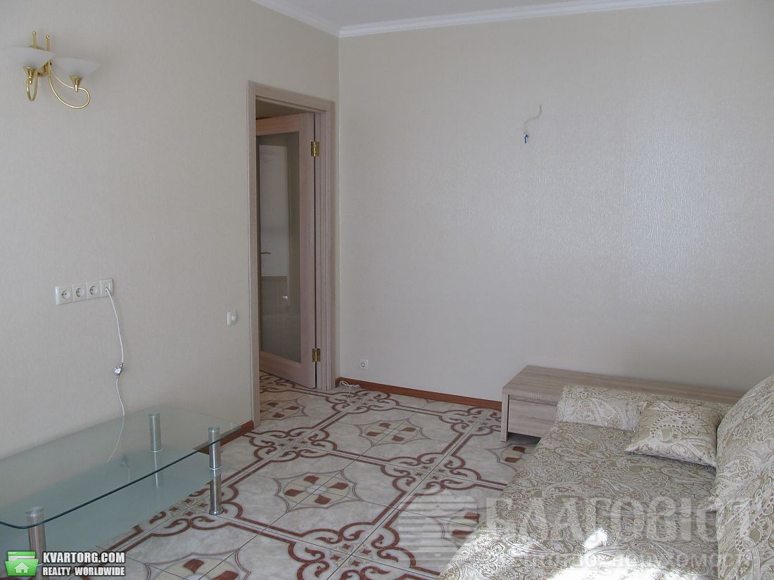 Sell 2-room apartment. Киев, Богомольца — photo 2