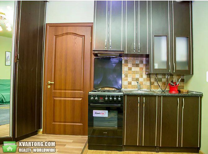 Rent out 2-room apartment. Львов, пл.Святого Теодора — photo 4