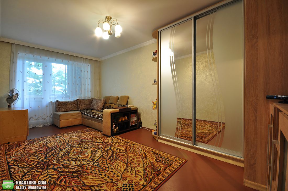 Sell 2-room apartment. Киевская обл., Шолом-Алейхема — photo 1