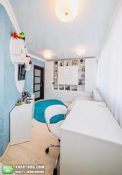 Rent out 3-room apartment. Киев,  Гетьмана — photo 3