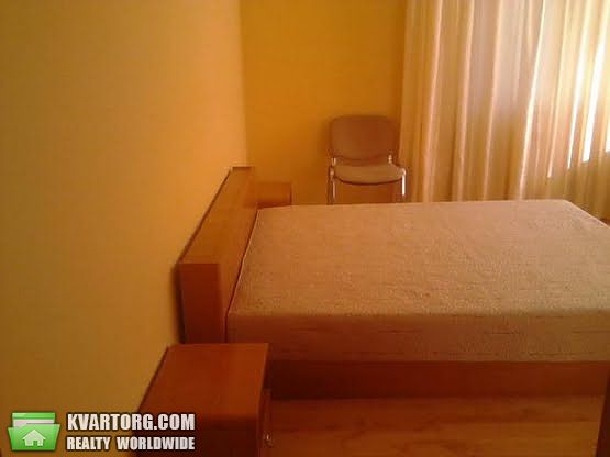 Rent out 2-room apartment. Киев,  Бажана — photo 8