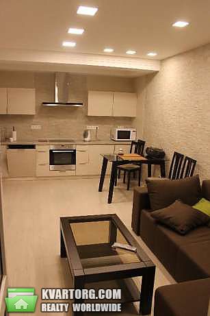 Rent out 2-room apartment. Киев,  Вышгородская — photo 3