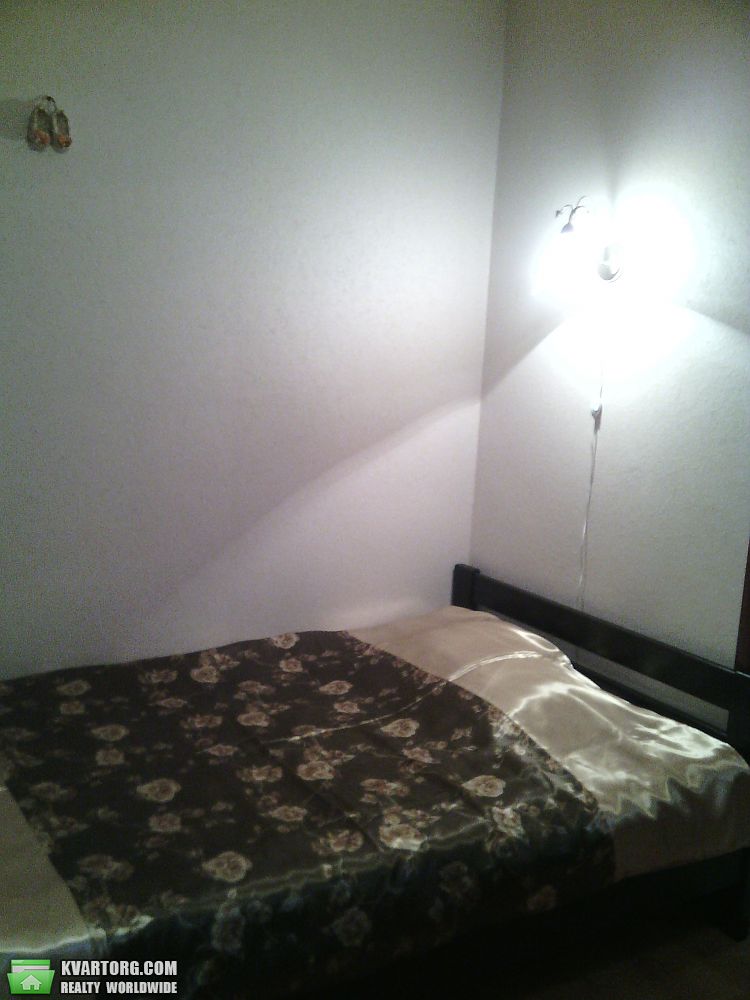 Rent out 1-room apartment. Киев,  Волкова — photo 1