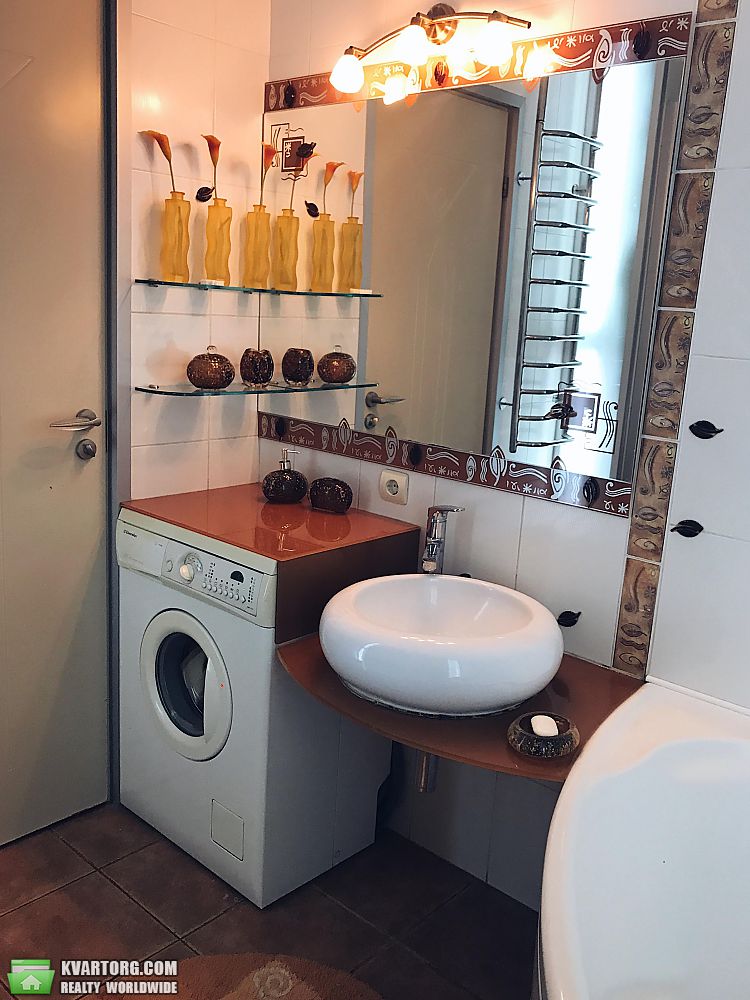 Rent out 2-room apartment. Киев,  Демиевская — photo 8