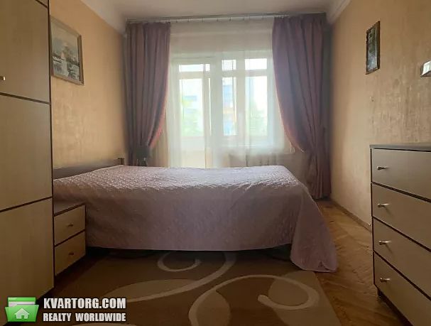 Rent out 3-room apartment. Киев,  Малиновского — photo 5