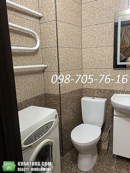 Rent out 1-room apartment. Киев, Печерский спуск — photo 8