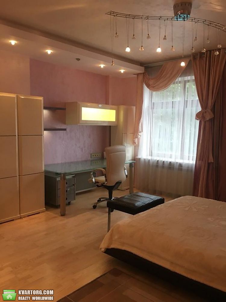 Rent out 3-room apartment. Киев, Вознесенский спуск — photo 7