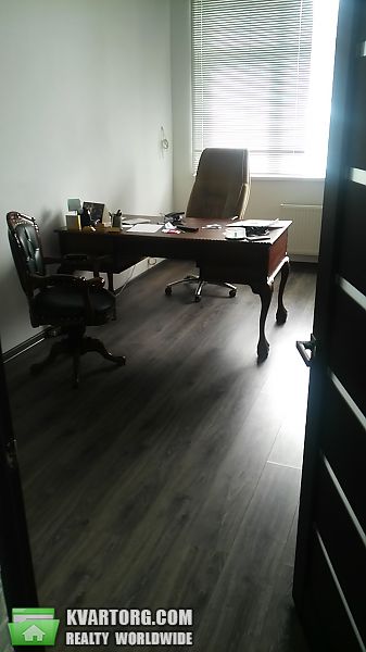 Rent out office. Киев, ул. Щорса — photo 1
