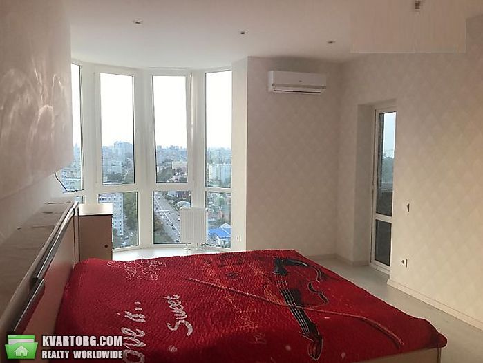 Sell 3-room apartment. Киев,  Харьковское шоссе — photo 7