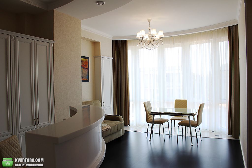 Sell 3-room apartment. Киев,  Оболонская наб — photo 4