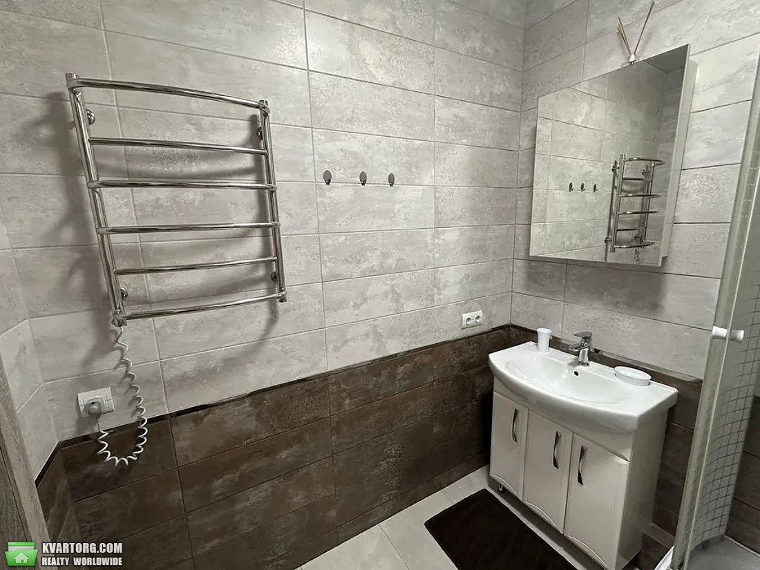 Rent out 1-room apartment. Киев,  Каховская — photo 4