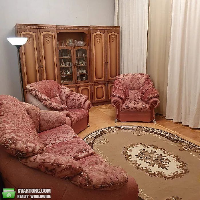 Rent out 2-room apartment. Киев,  Институтская — photo 4
