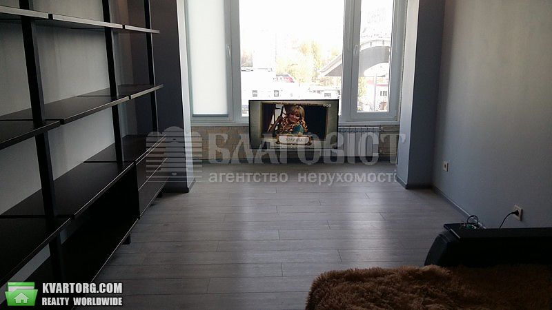 Rent out 2-room apartment. Киев,  Оболонский пр — photo 2