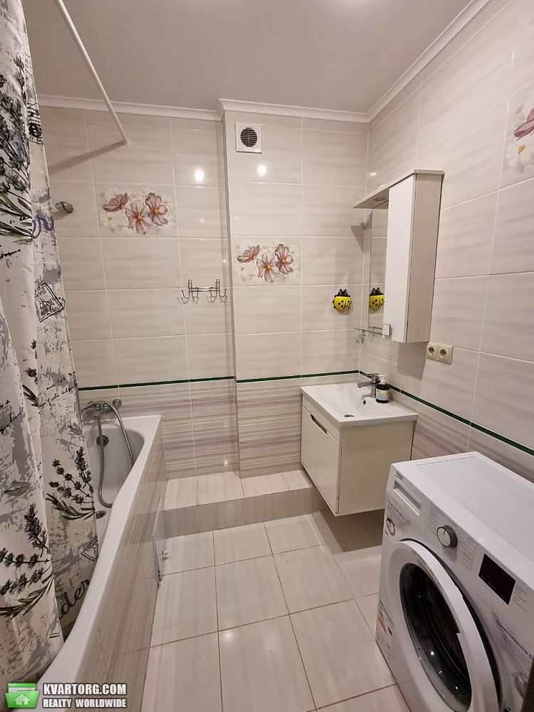 Rent out 2-room apartment. Киев, Бориспольская — photo 5
