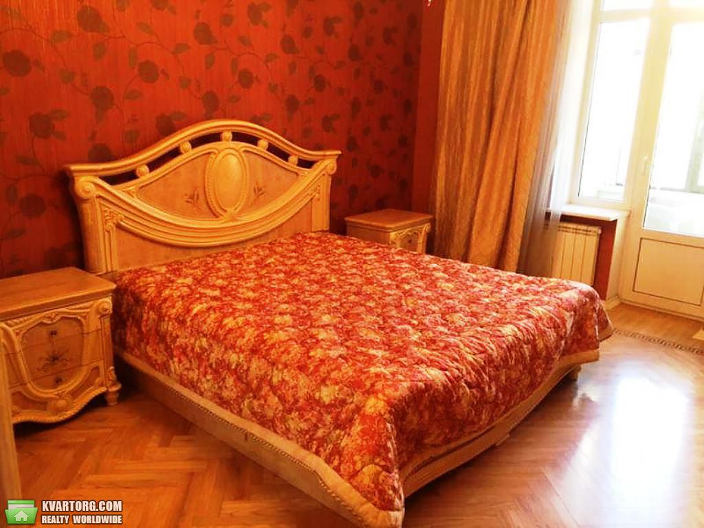 Rent out 3-room apartment. Киев,  Тарасовская — photo 4