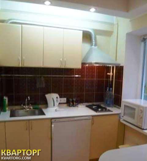 Rent out 1-room apartment. Киев,  Щусева — photo 1