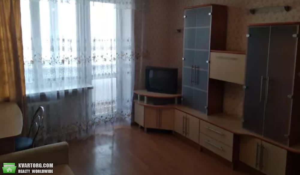Rent out 1-room apartment. Киев,  Бакинская — photo 1