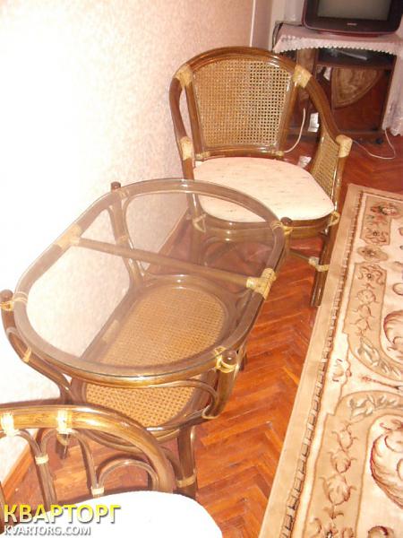 Rent out 3-room apartment. Киев,  Ушинского — photo 7
