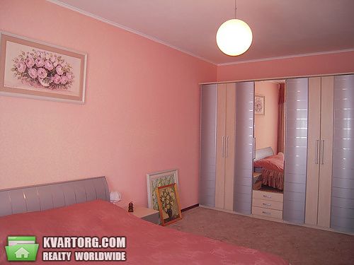Sell 2-room apartment. Киев,  Урловская — photo 4
