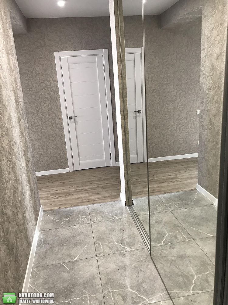 Sell 2-room apartment. Киев,  Новомостицкая — photo 9