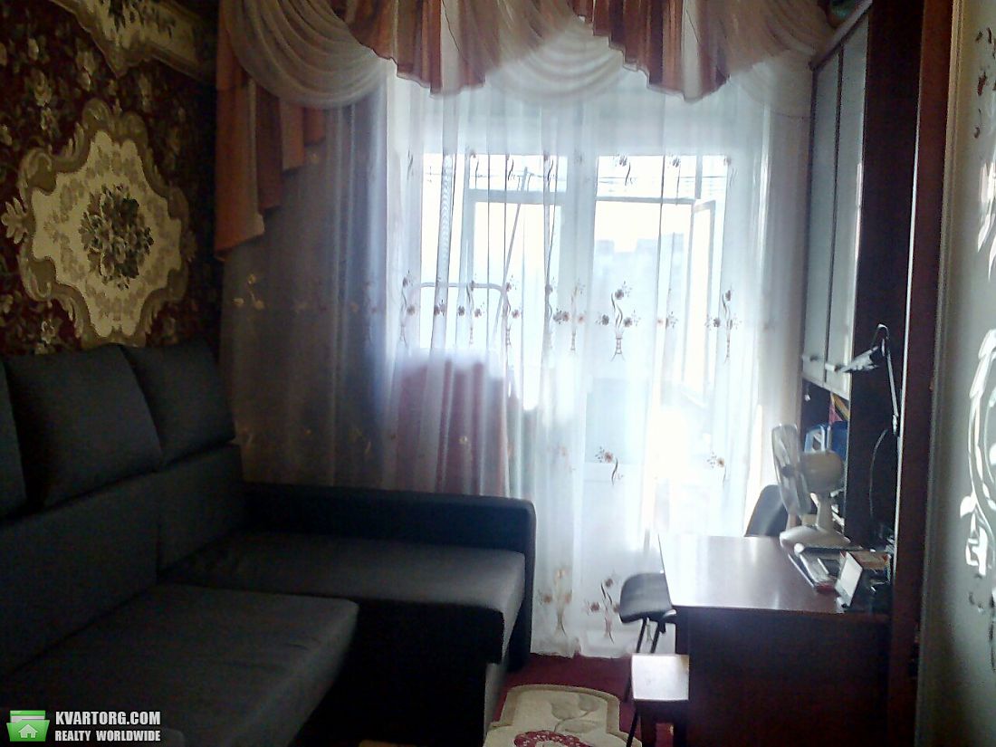 Sell 4-room apartment. Киев,  Политехнический пер — photo 1